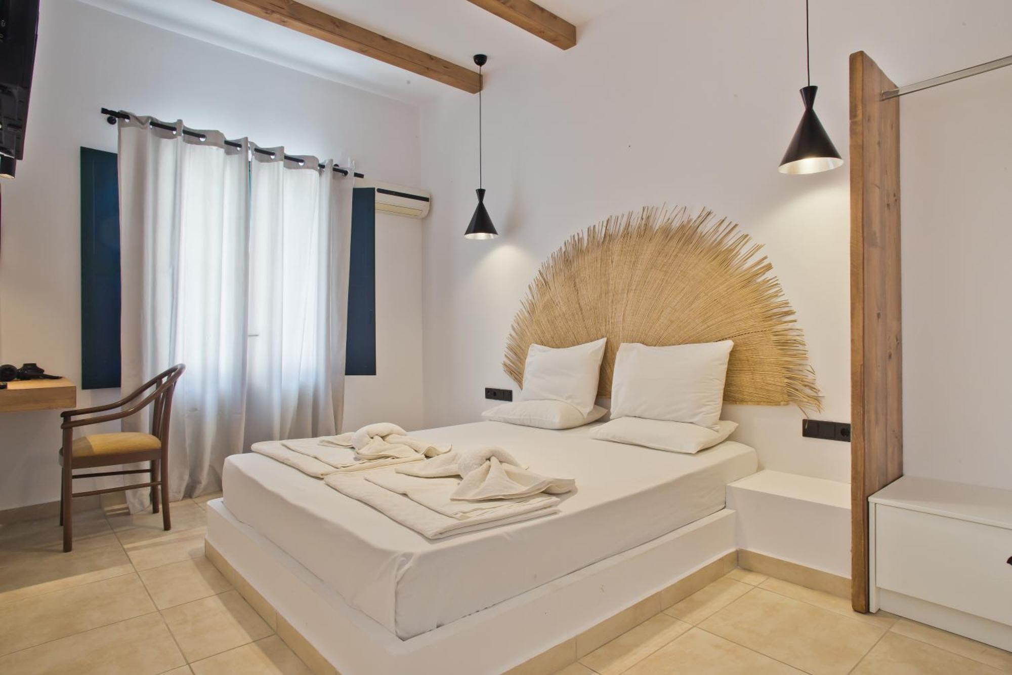 Kyra Panagia Hotel ภายนอก รูปภาพ