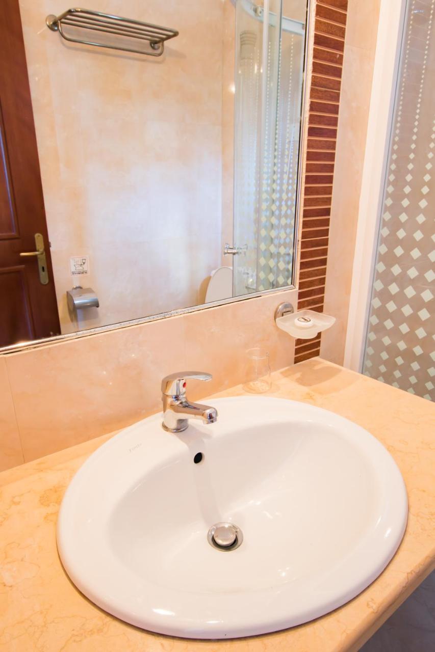 Kyra Panagia Hotel ภายนอก รูปภาพ