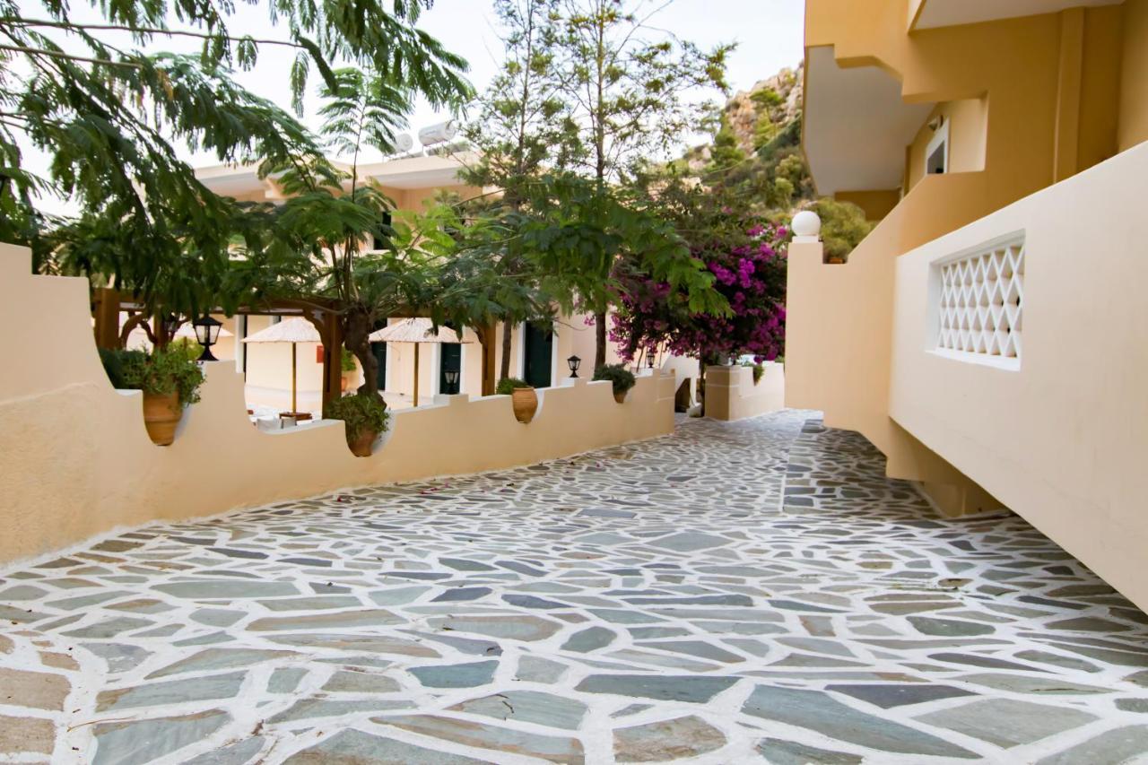 Kyra Panagia Hotel ภายนอก รูปภาพ